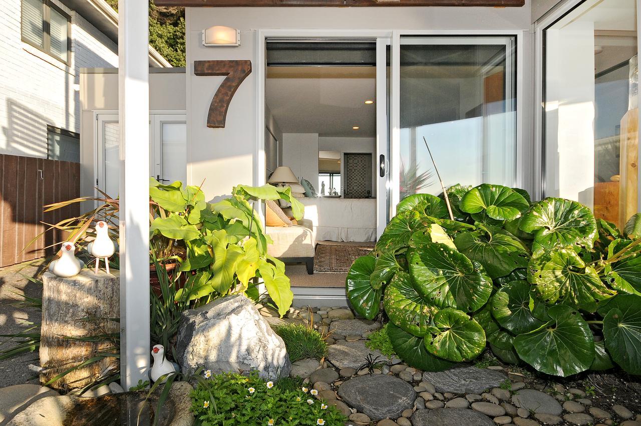 Kapiti Waves Bed & Breakfast Pukerua Bay Buitenkant foto